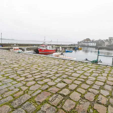 Quayside House * Roundstone