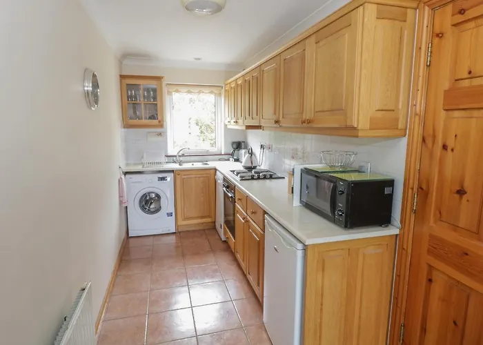 Quayside House * Roundstone